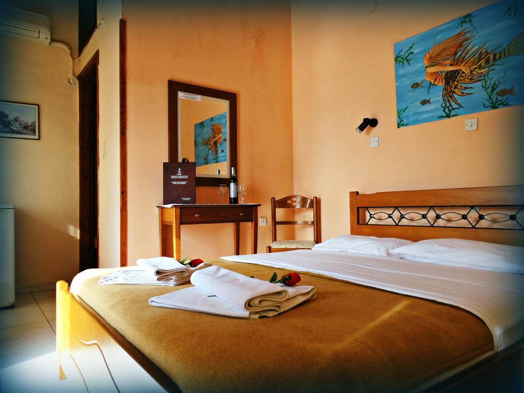Akrotainaritis Rooms 예롤리민 외부 사진